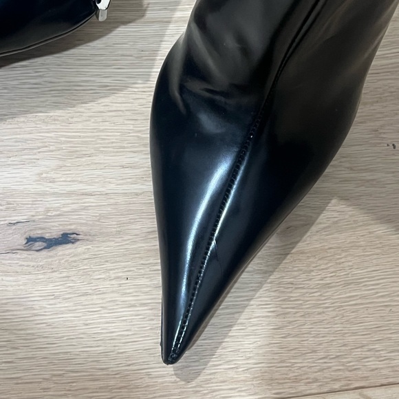 Versace Pin Point Boot - never worn - Picture 6 of 8